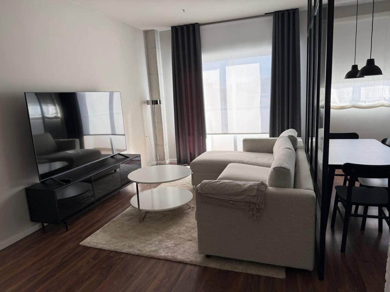 Apartamento Moderno Piso Centrico Y Equipado *